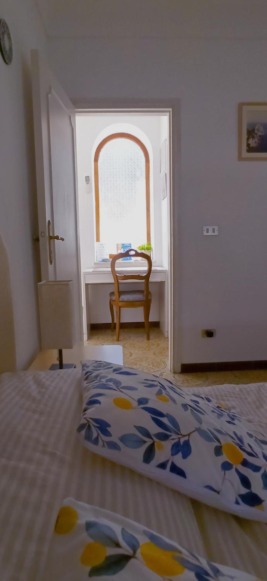 Villa Dei Fiori B&B กาปรี ภายนอก รูปภาพ