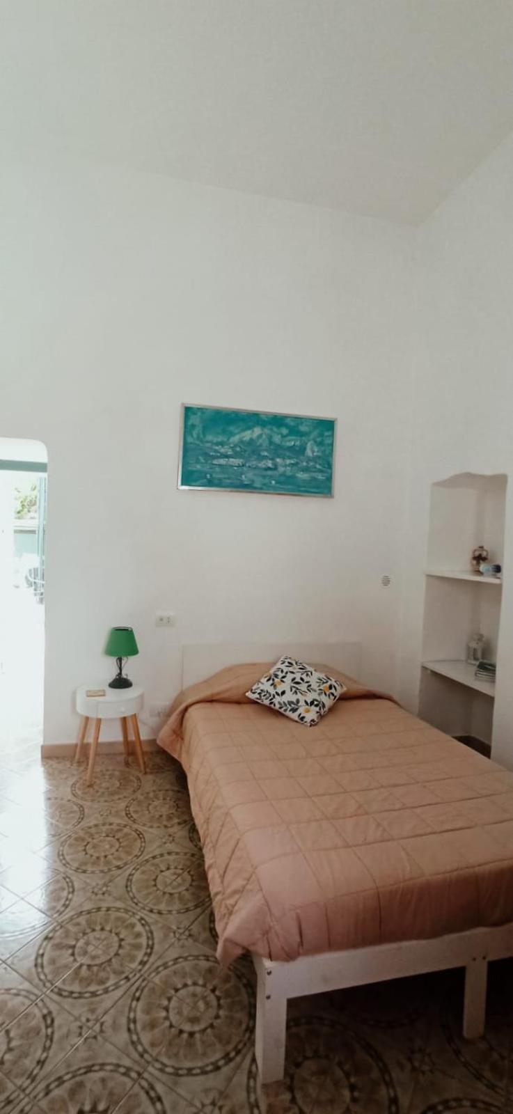 Villa Dei Fiori B&B กาปรี ภายนอก รูปภาพ